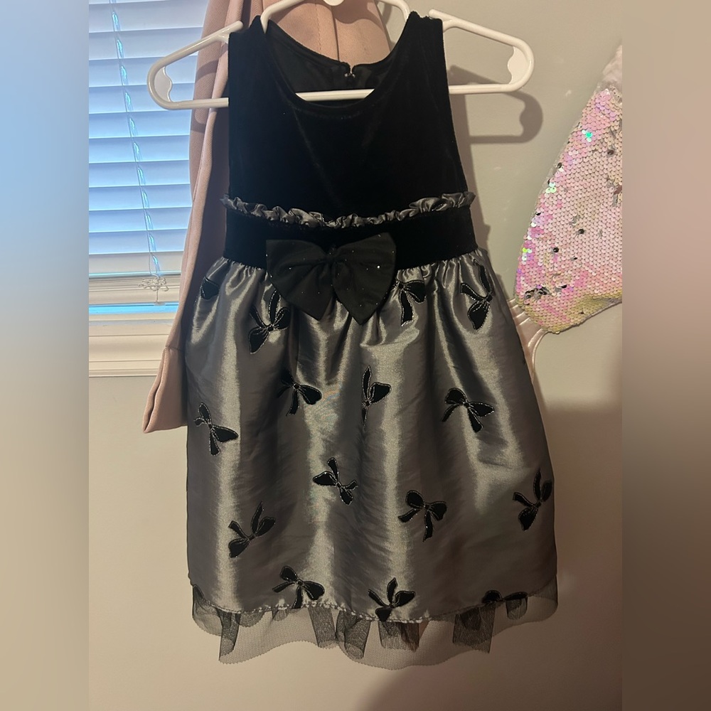 2T girls dress